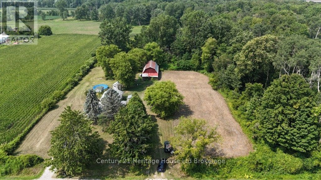 712011 MIDDLETOWN LINE — Norwich, Ontario - Main photo