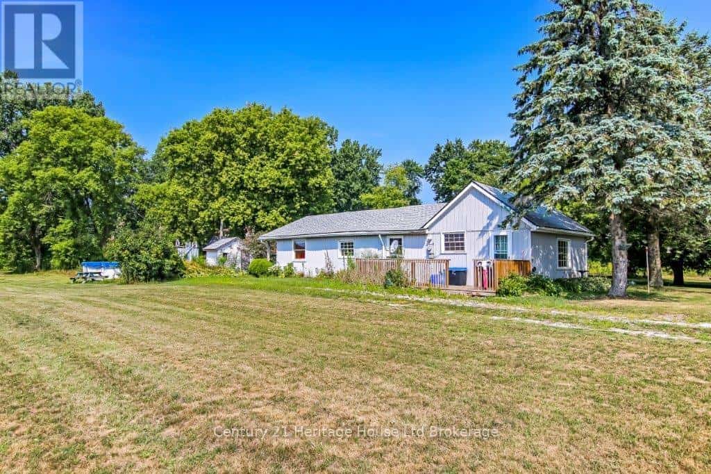 712011 MIDDLETOWN LINE — Norwich, Ontario - Photo 4 of 26