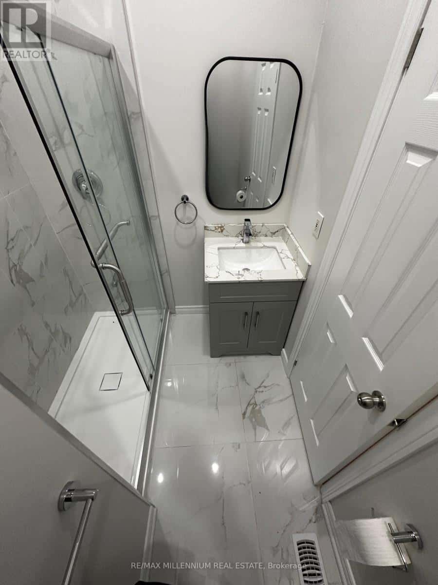 APT 2 (RM A) - 25 HOWARD STREET