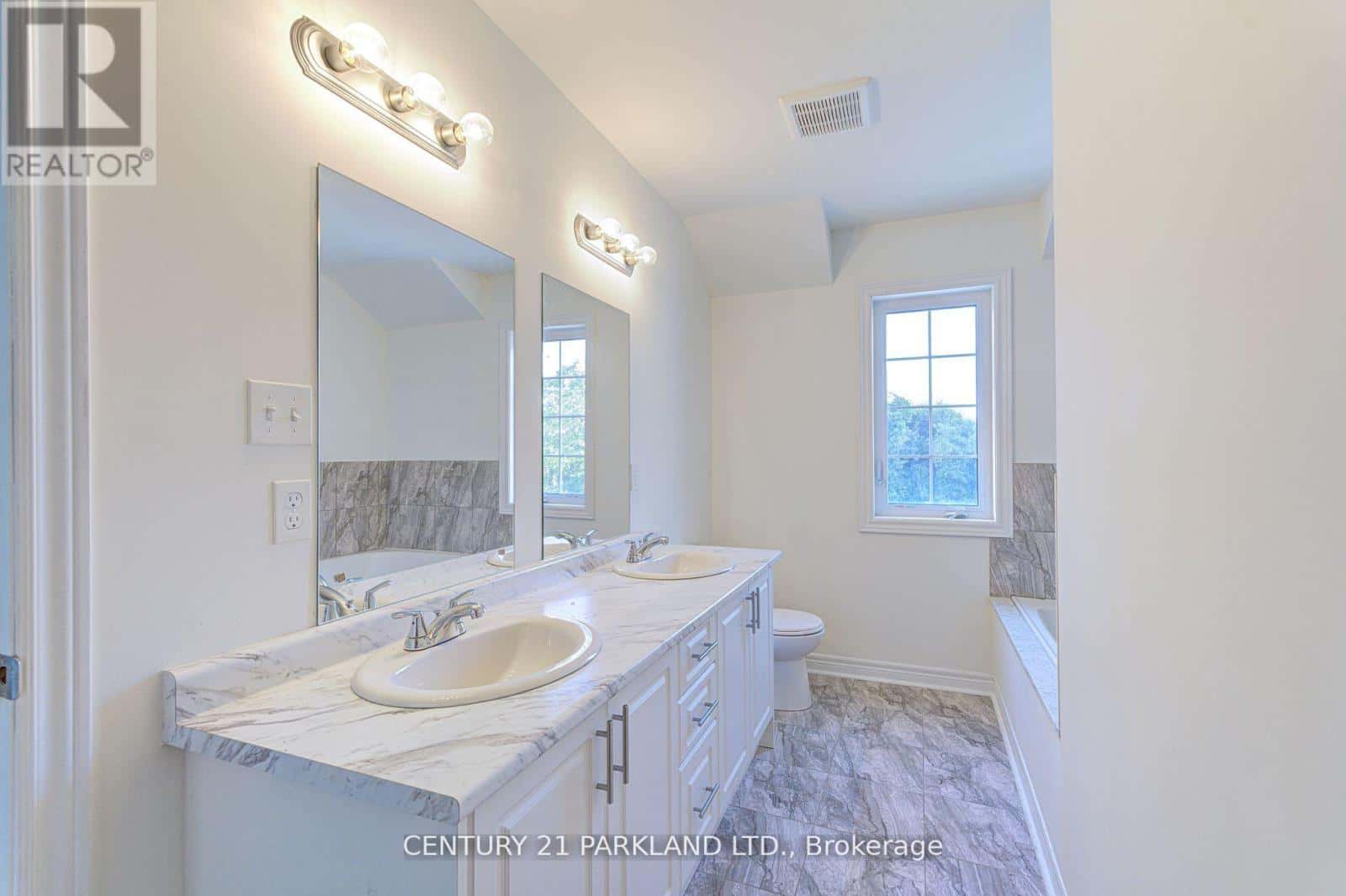 POTL #7 - 1741 FAIRPORT ROAD — Pickering (Dunbarton), Ontario - Photo 5 of 16