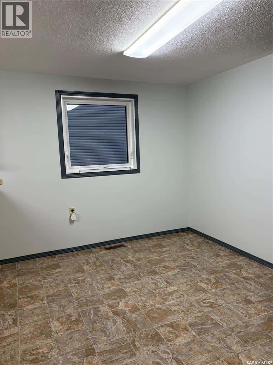 114 2nd AVENUE — Big River, Saskatchewan - Photo 5 of 30