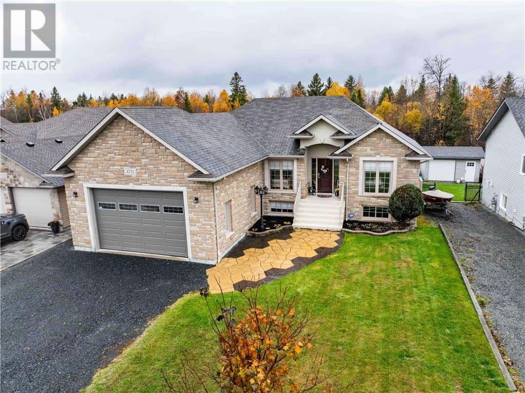 4721 Country Club Drive