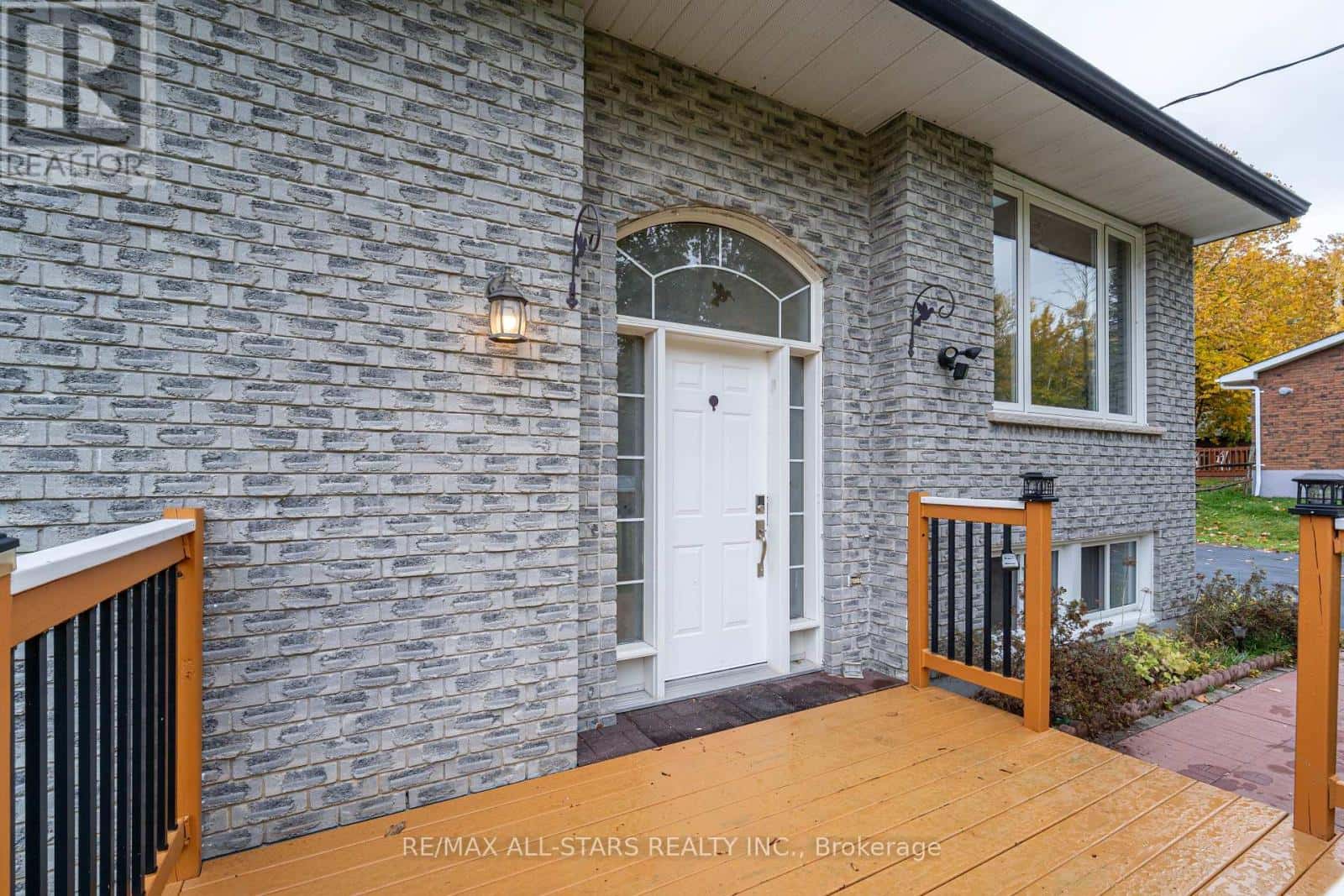 32 LIBERTY LANE — Kawartha Lakes (Omemee), Ontario - Photo 3 of 39