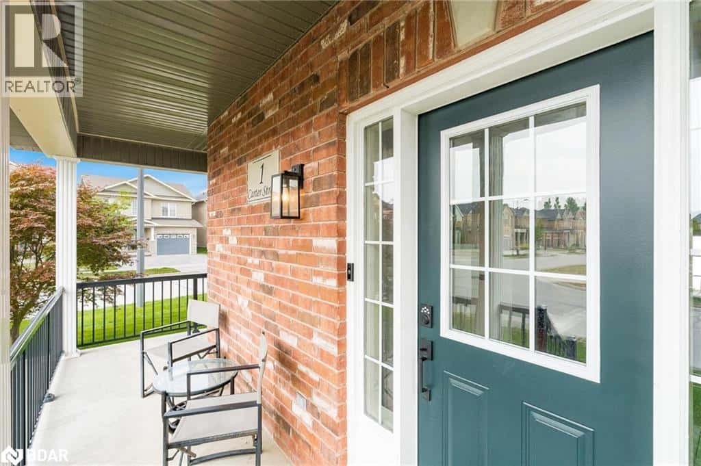 1 CARTER Street — Bradford, Ontario - Photo 4 of 47