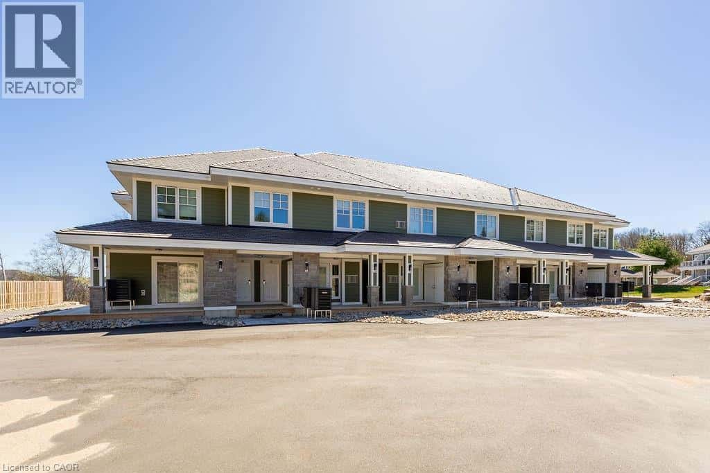 1869 MUSKOKA 118 Road West BTV-105