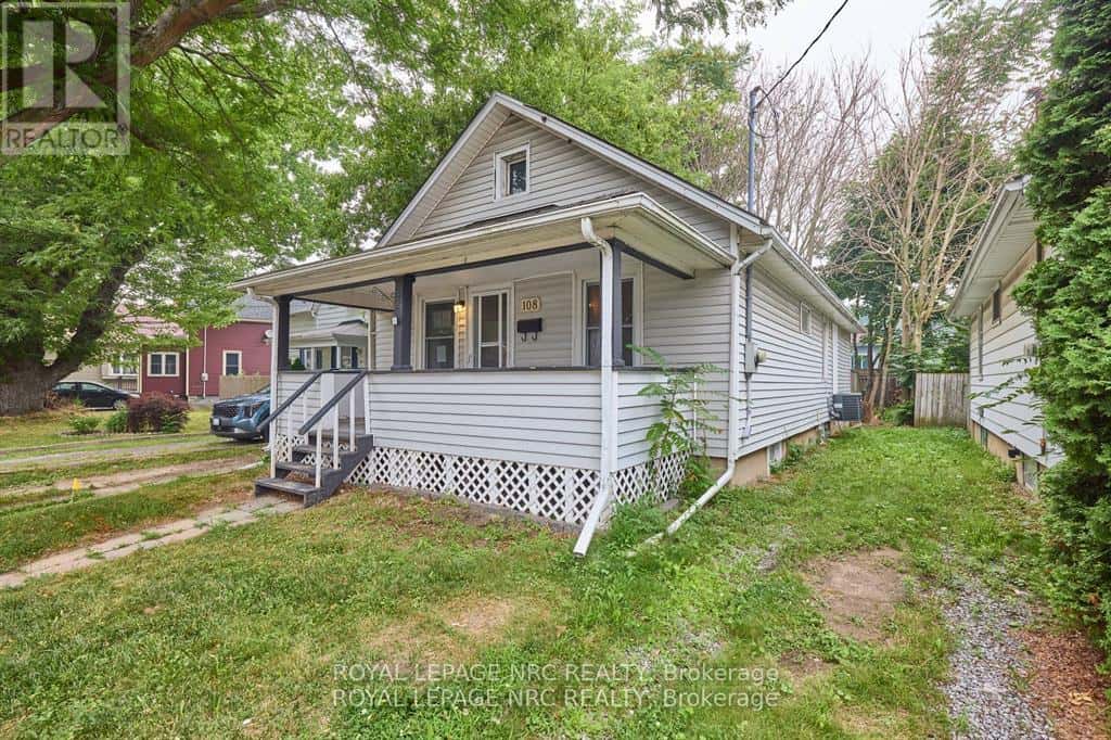 108 CARLTON STREET — St. Catharines (Haig), Ontario - Photo 3 of 41