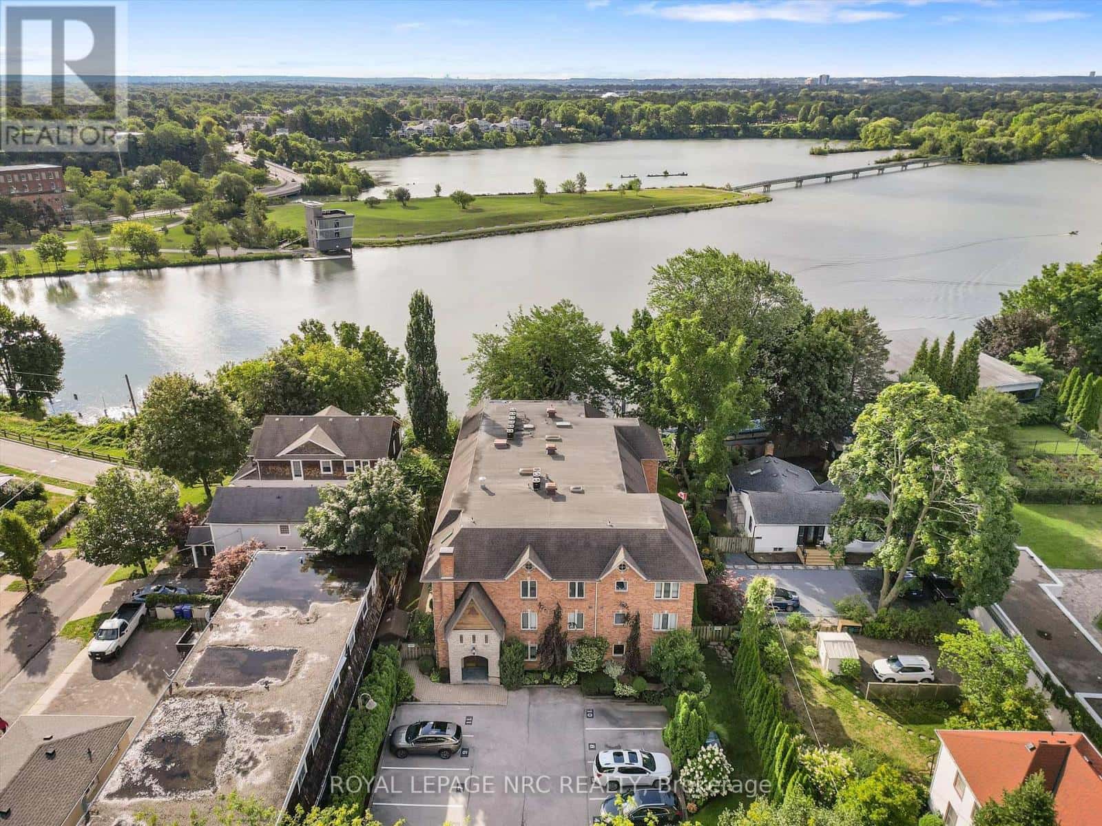 101 - 55 MAIN STREET — St. Catharines (Port Dalhousie), Ontario - Photo 5 of 29