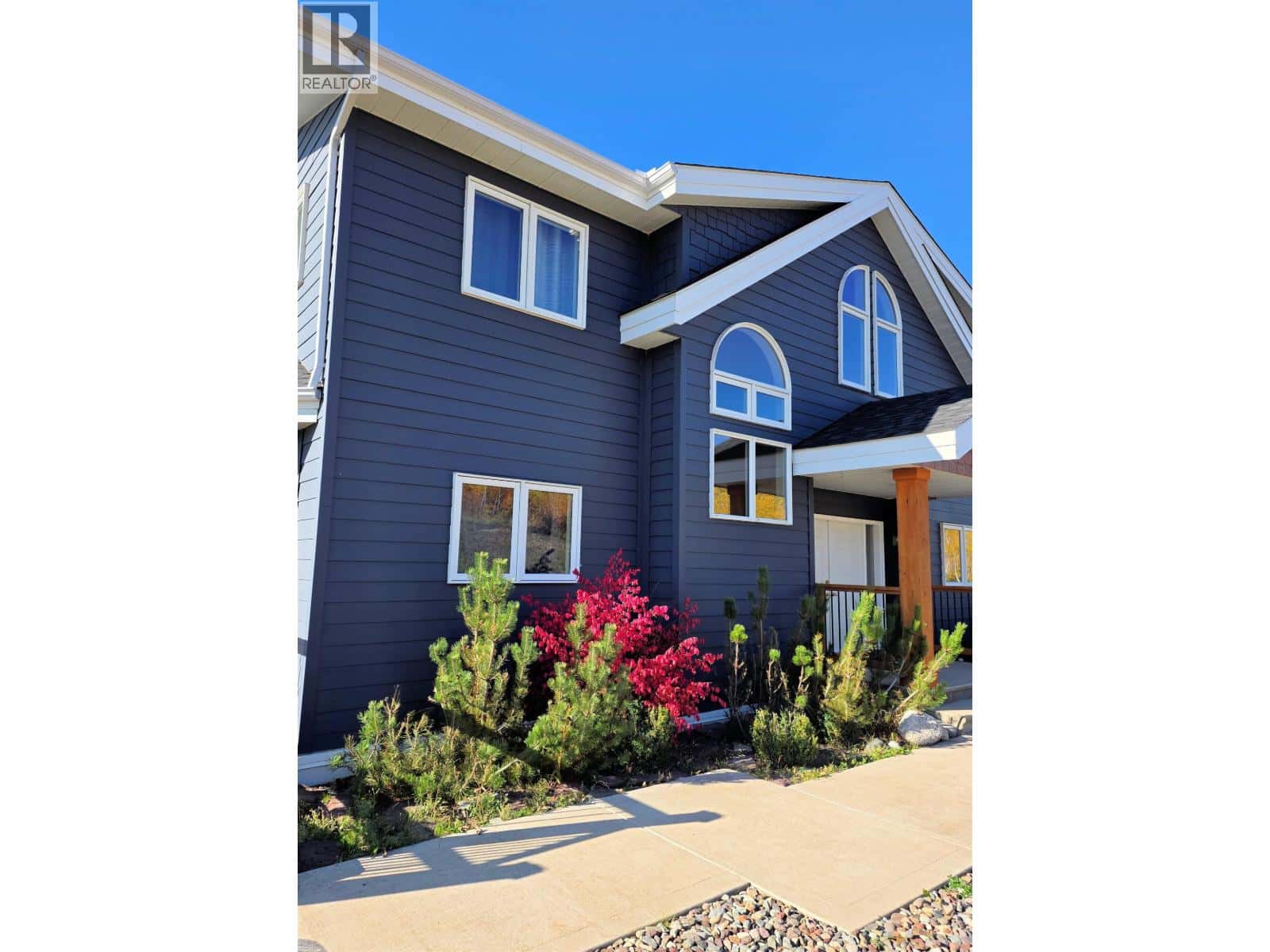 8020 HISLOP ROAD — Telkwa, British Columbia - Photo 3 of 34