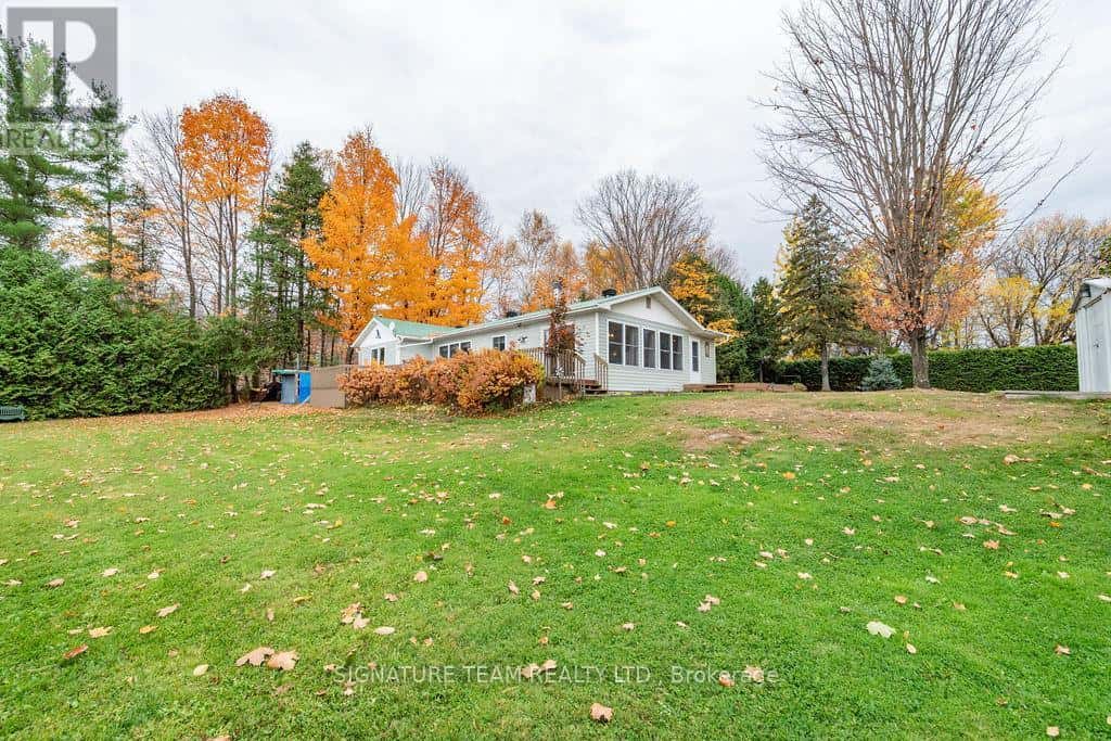 347 BLACK POINT ROAD — North Algona Wilberforce, Ontario - Photo 5 of 50