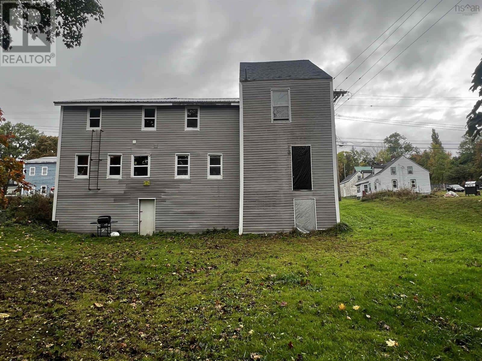 71/75 St. Andrews Street — Pictou, Nova Scotia - Photo 4 of 30