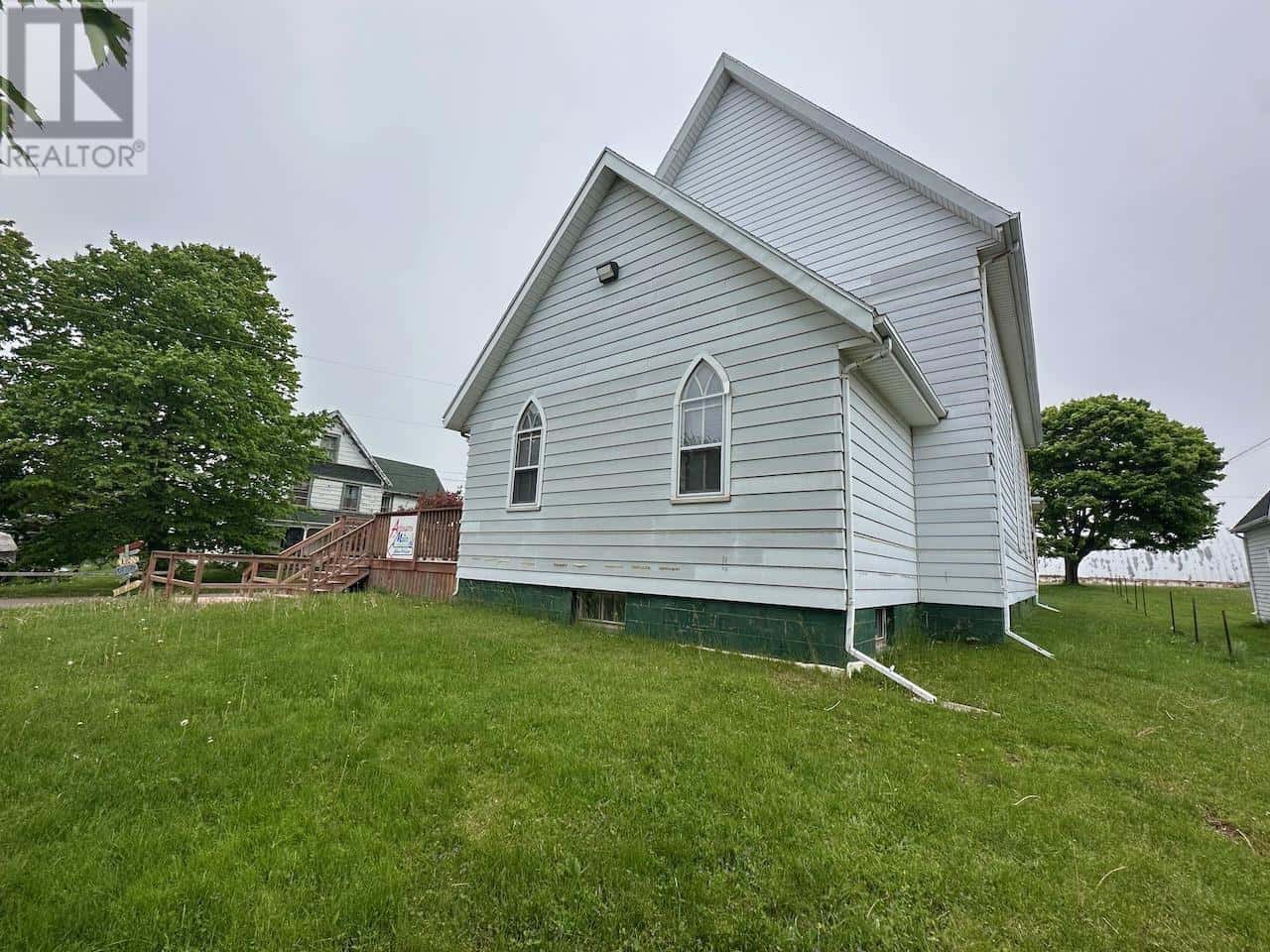 14 HEBREW Avenue — Souris, Prince Edward Island - Photo 5 of 37