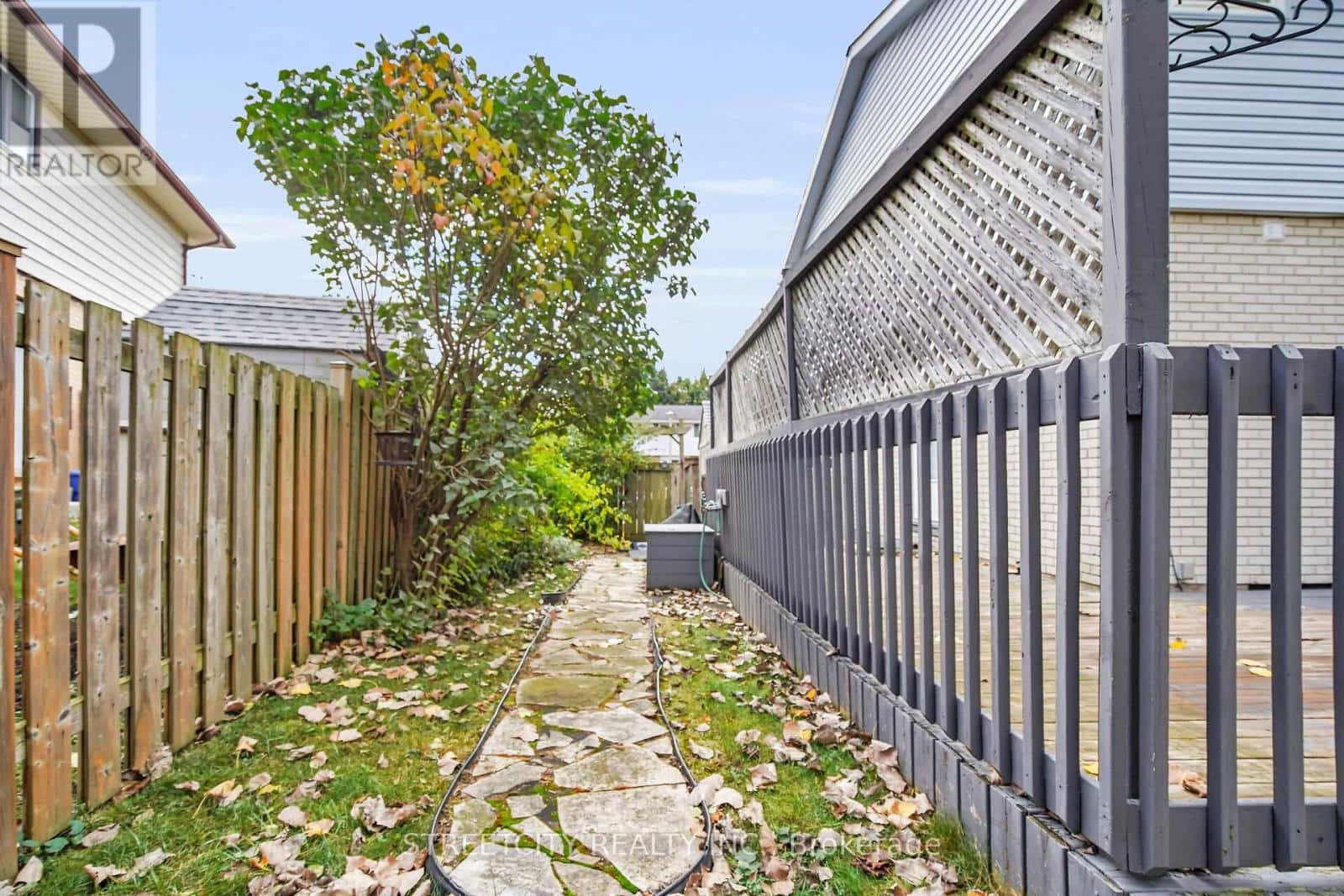 456 ALSTON ROAD — London South (South Q), Ontario - Photo 5 of 33