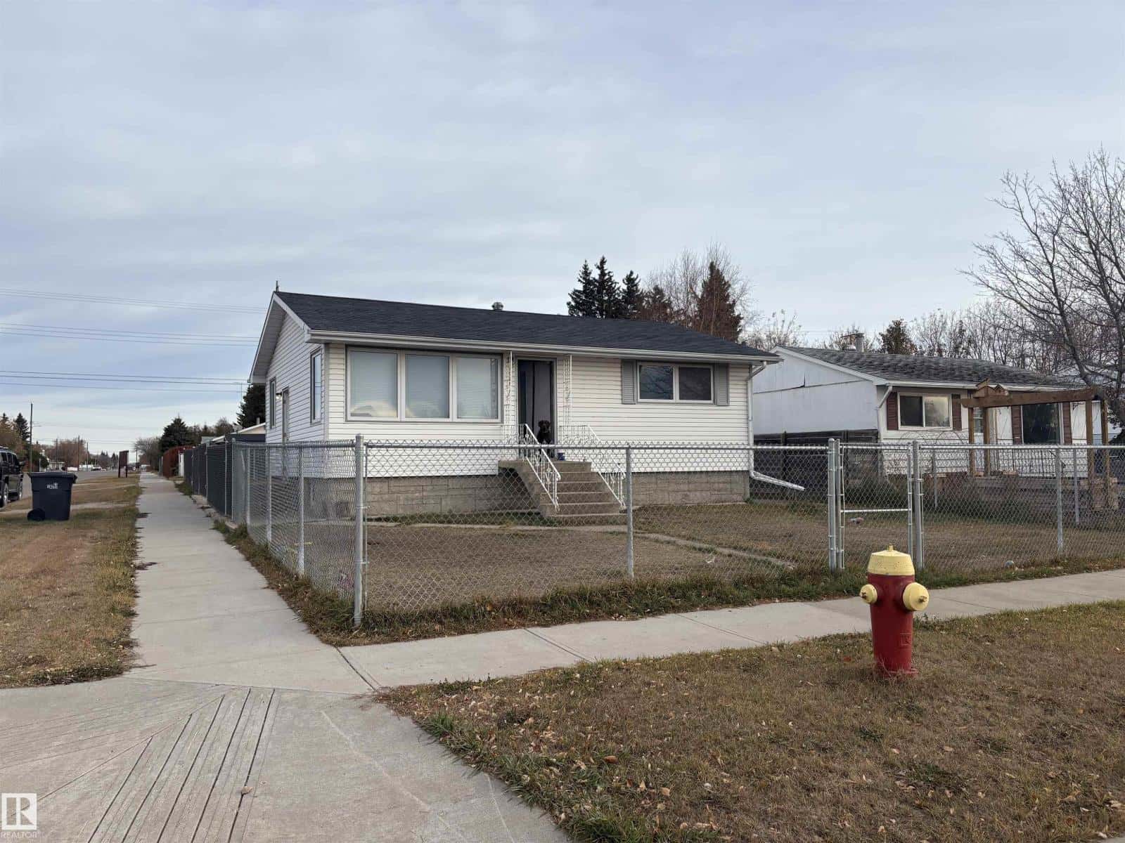 5138 46 AV — St. Paul Town, Alberta - Photo 2 of 22