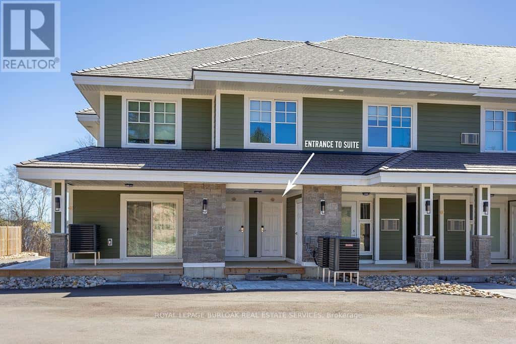 BTV-105 - 1869 MUSKOKA 118 ROAD — Muskoka Lakes (Monck (Muskoka Lakes)), Ontario - Photo 2 of 46