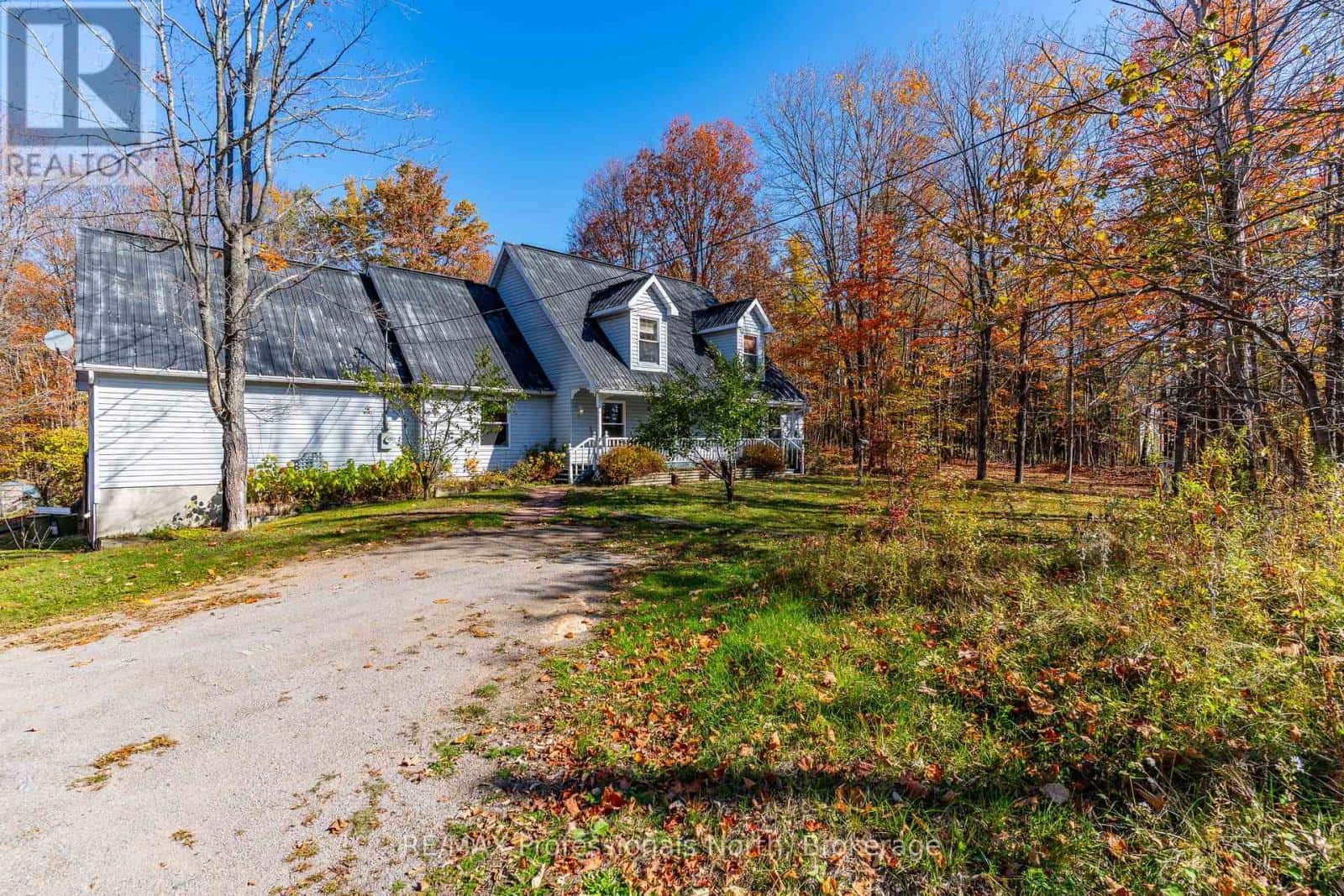 1415 SOUTH LAKE ROAD — Minden Hills (Minden), Ontario - Photo 2 of 50