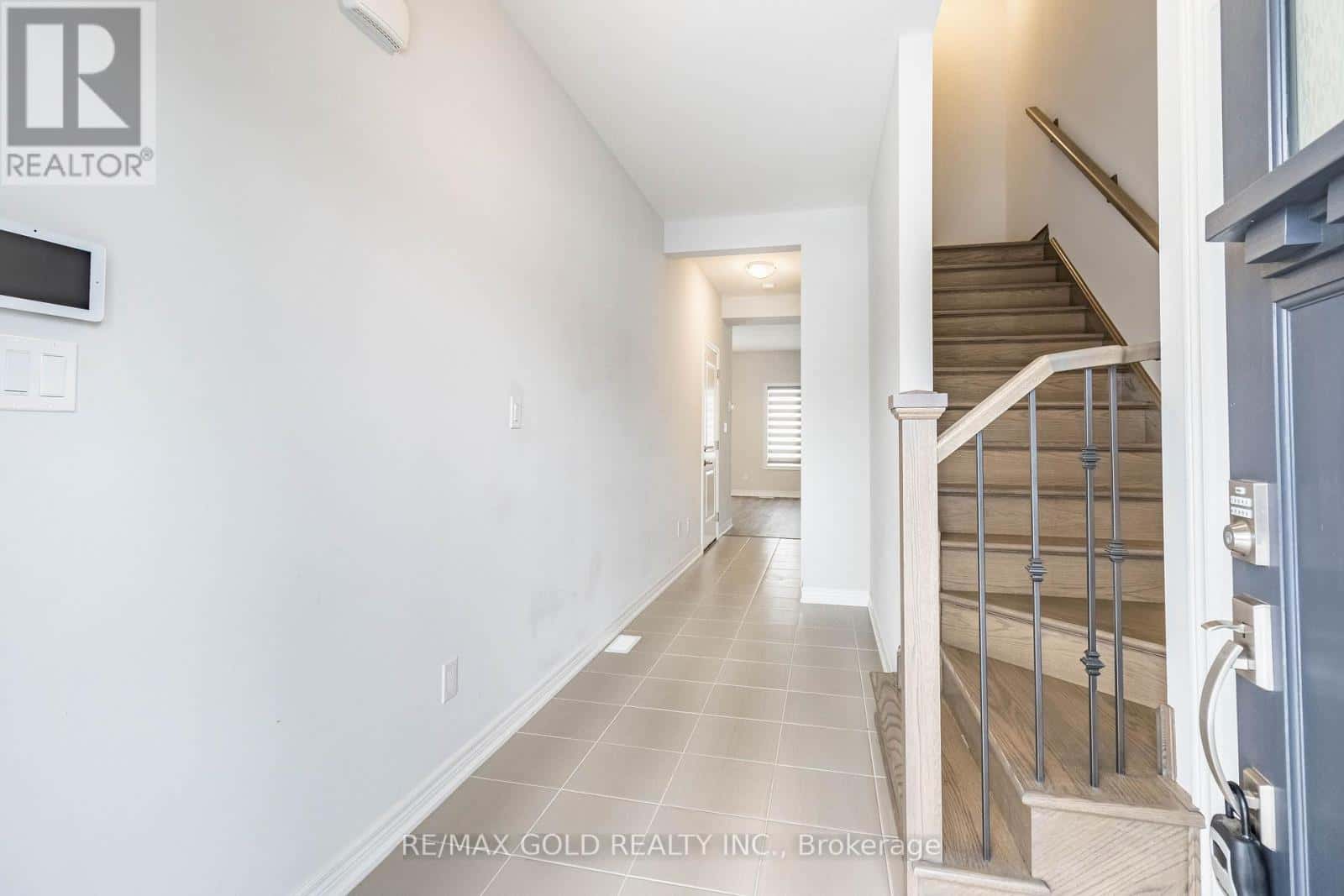 133 SUNFLOWER PLACE — Welland (West Welland), Ontario - Photo 2 of 40