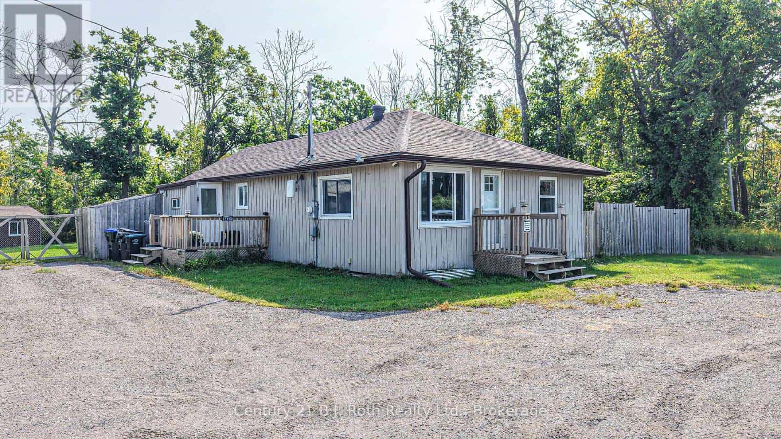 8441 11 HIGHWAY — Severn (Ardtrea), Ontario - Photo 2 of 44