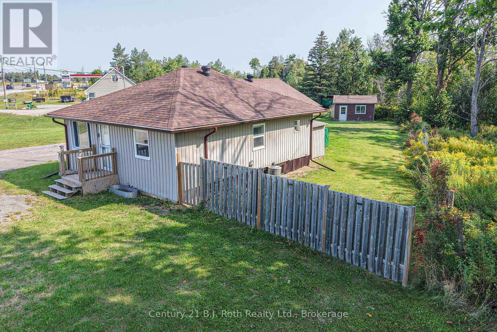 8441 11 HIGHWAY — Severn (Ardtrea), Ontario - Photo 3 of 44