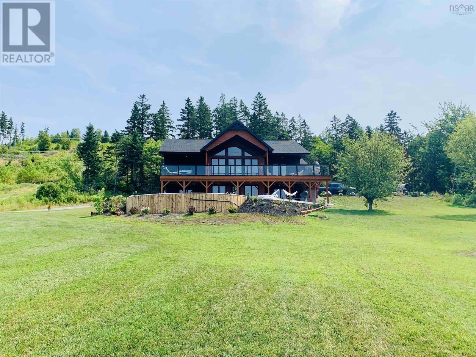 20 Birds Eye View Lane — North Grant, Nova Scotia - Photo 2 of 33