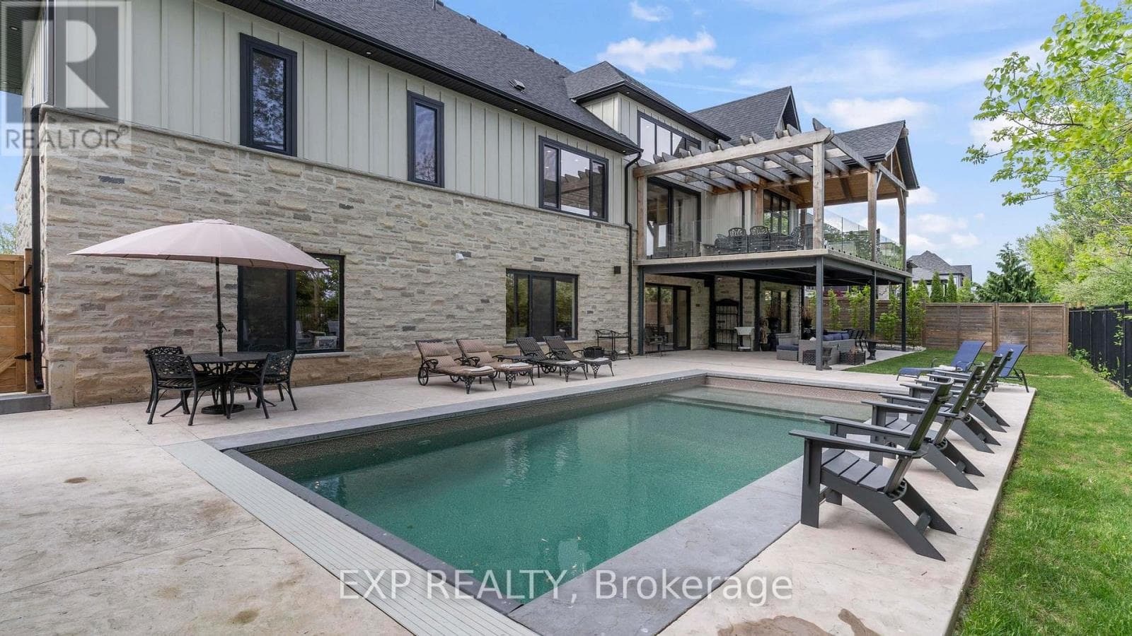 253 - 9861 GLENDON DRIVE — Middlesex Centre (Komoka), Ontario - Main photo