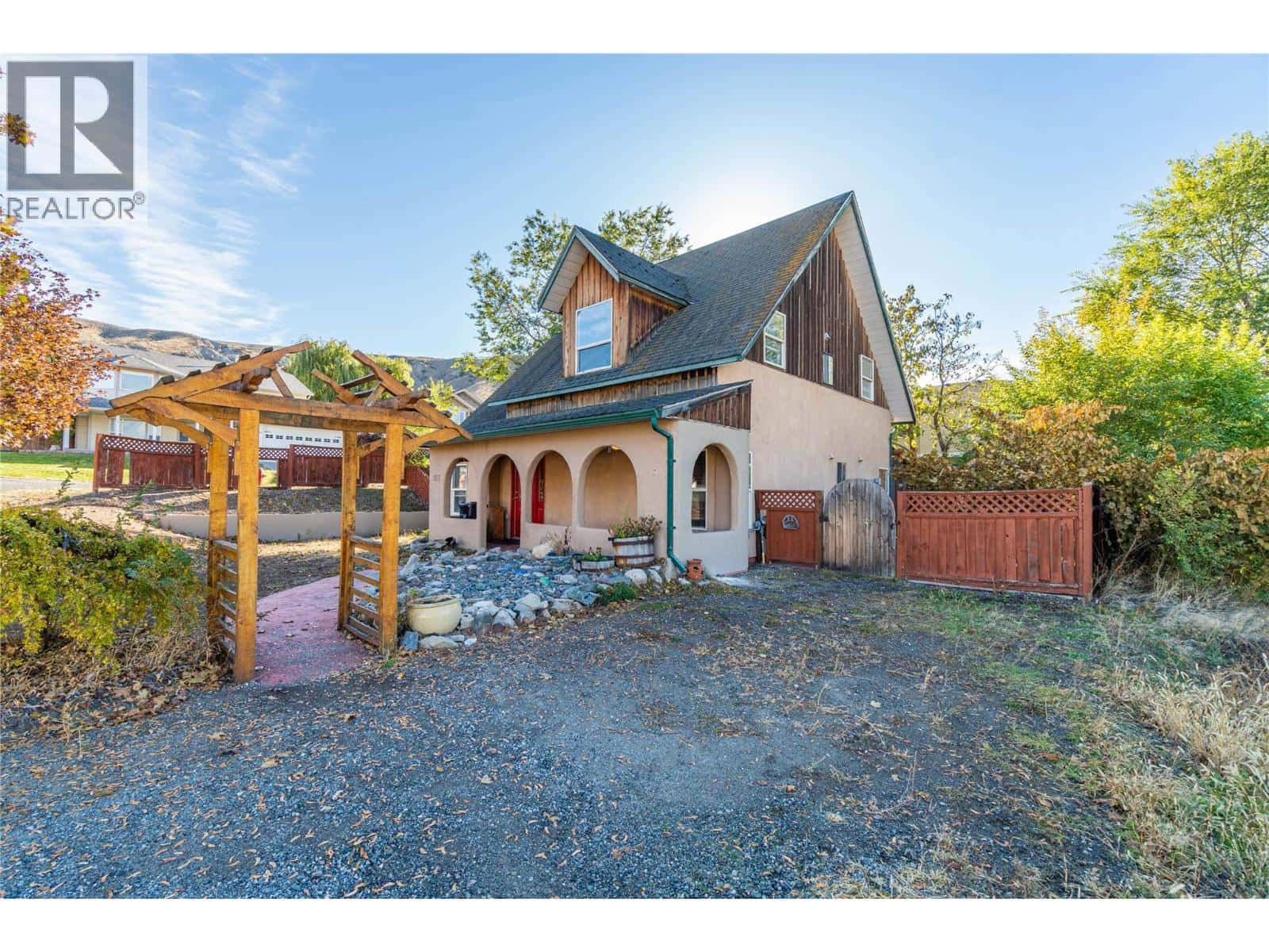 1217 MESA VISTA Drive