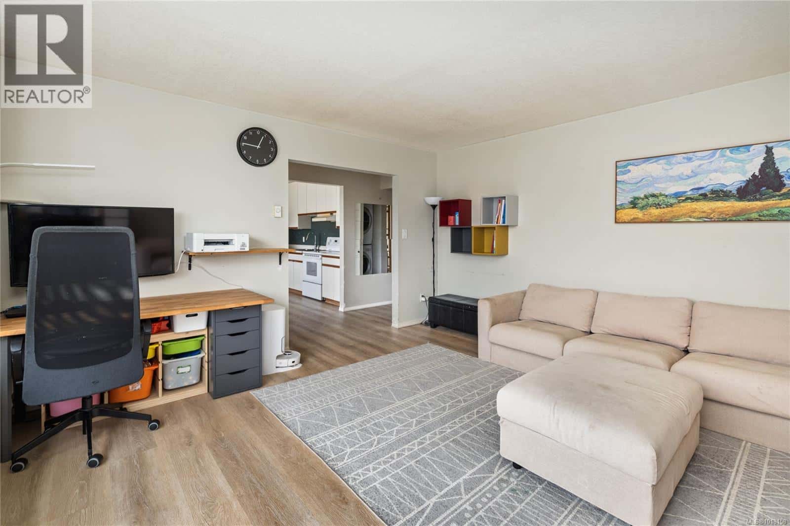 1541 Morgan St — Crofton, British Columbia - Photo 5 of 33