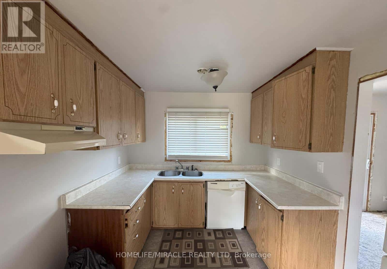 278 BARBER AVENUE — North Bay (Birchaven), Ontario - Photo 5 of 26