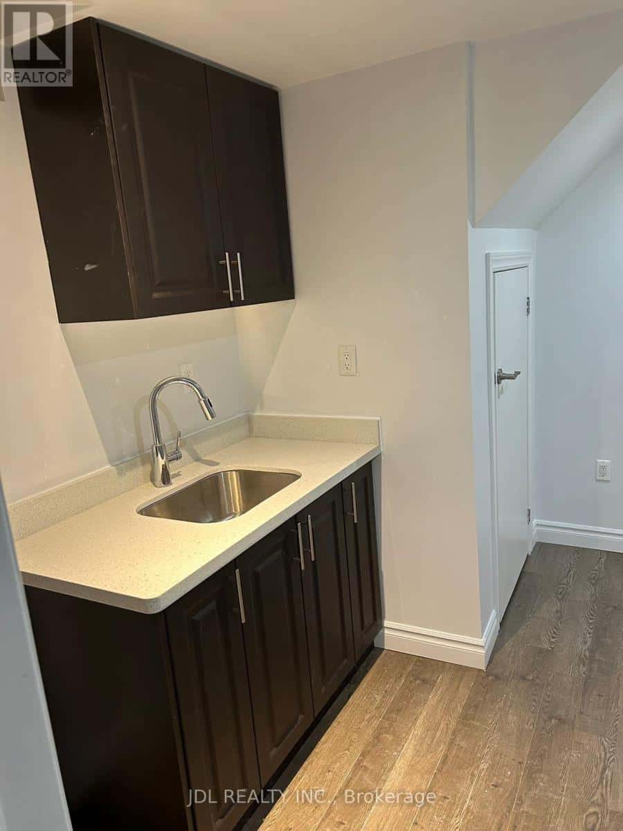 727 CABOTO TRAIL — Markham (Village Green-South Unionville), Ontario - Photo 3 of 9