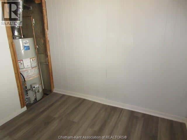 258 William STREET — Dresden, Ontario - Photo 2 of 21