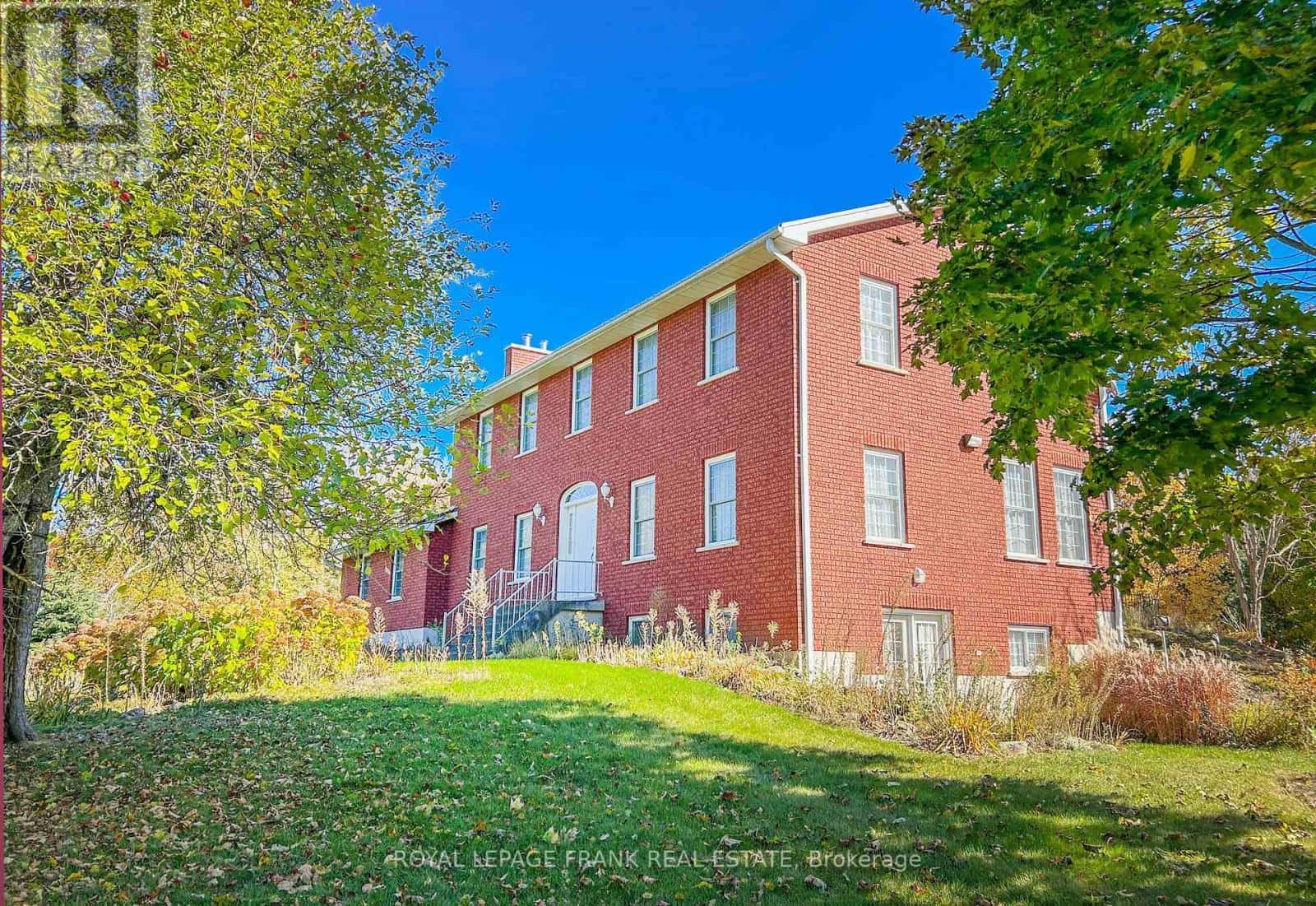 556 HWY 7A HIGHWAY — Kawartha Lakes (Manvers), Ontario - Photo 2 of 50