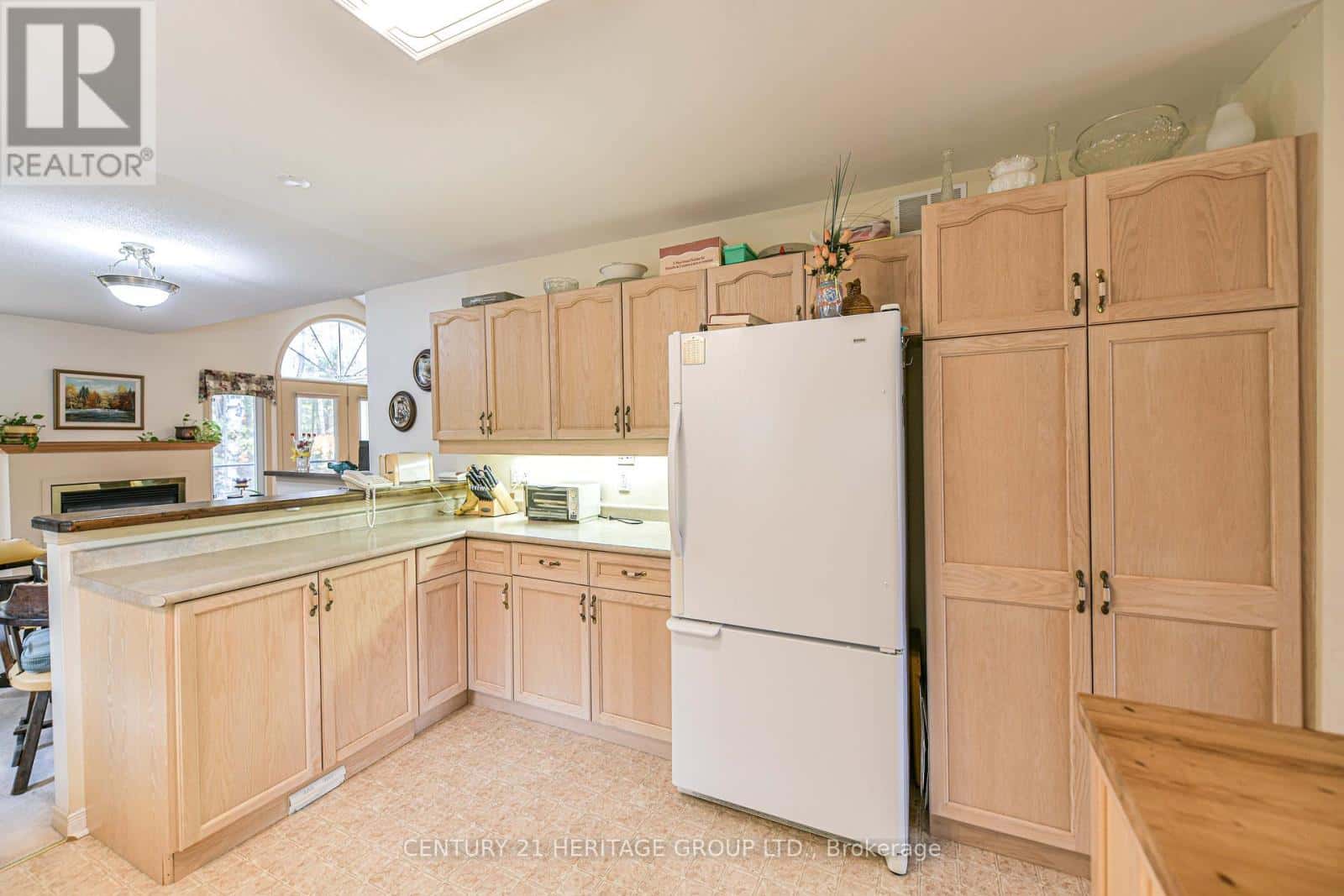 19 SPRINGWOOD CRESCENT — Gravenhurst (Wood (Gravenhurst)), Ontario - Photo 4 of 30