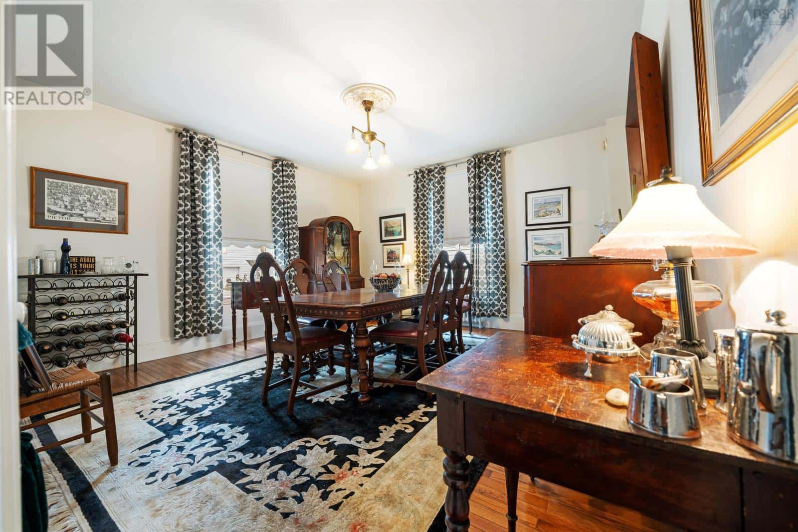 15 Prince Street — Pictou, Nova Scotia - Photo 2 of 50