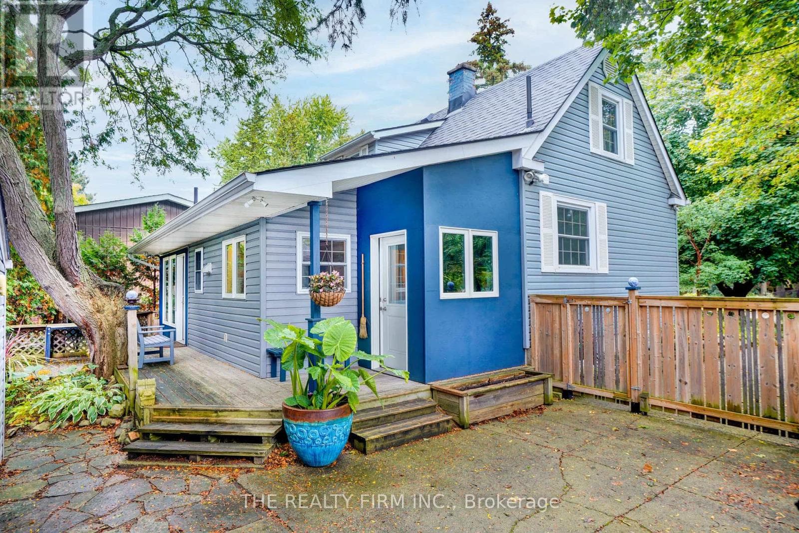 901 WILLOW DRIVE — London South (South Y), Ontario - Main photo