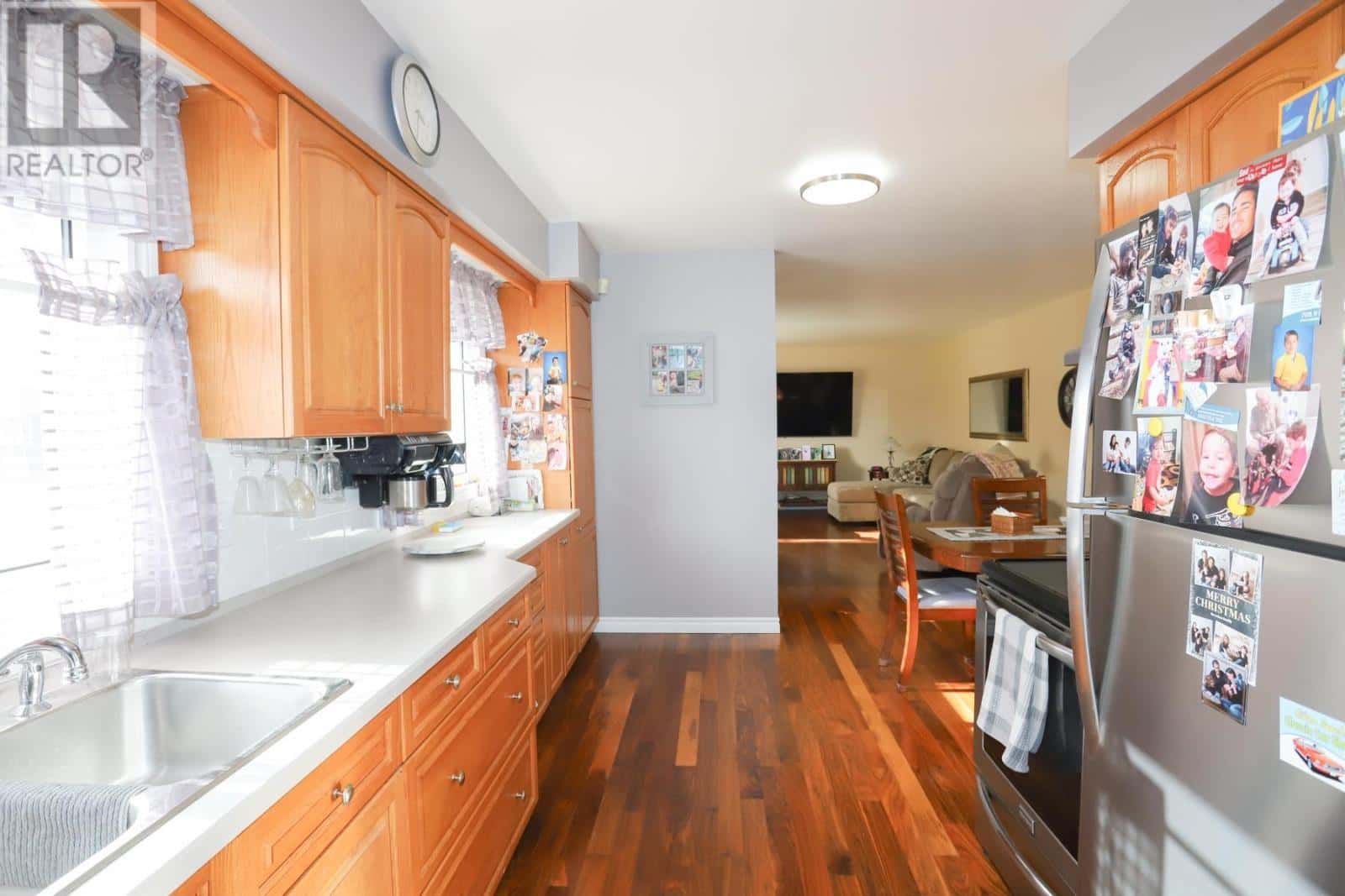 38 South Market ST — Sault Ste Marie, Ontario - Photo 3 of 46