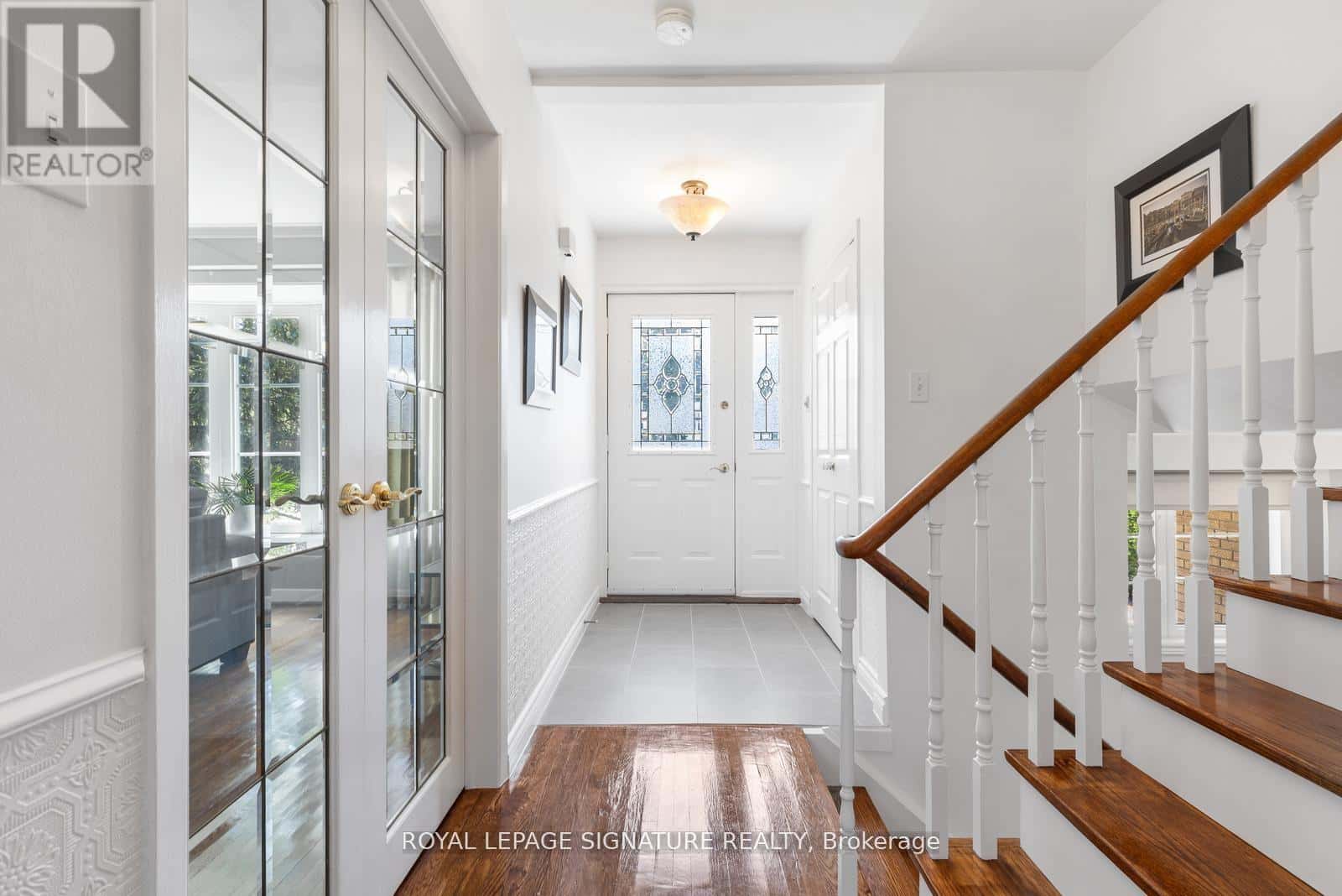 1469 HILLGROVE ROAD — Mississauga (Clarkson), Ontario - Photo 4 of 41