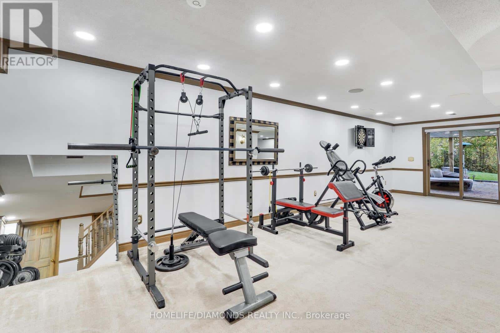 47 RIDGE POINT Drive