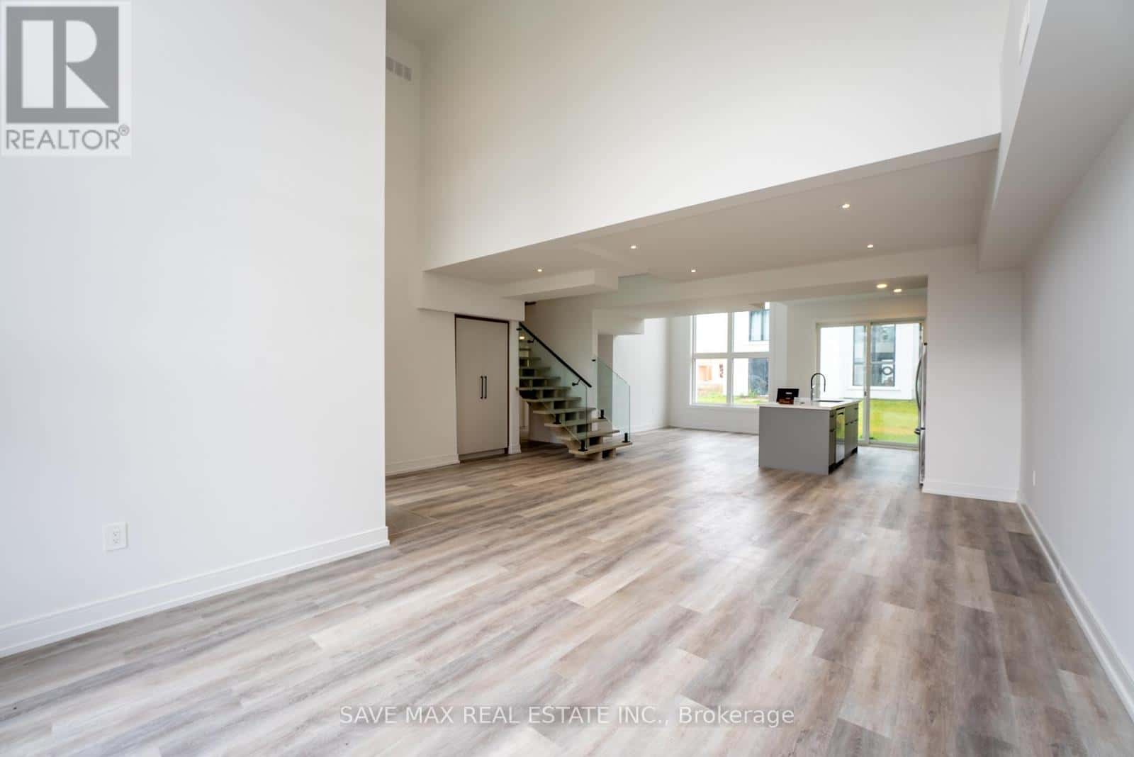 3775 SUNBANK CRESCENT — Severn (West Shore), Ontario - Photo 2 of 50