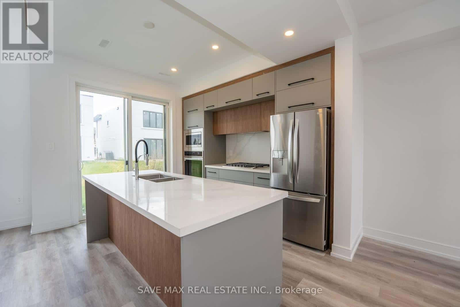 3775 SUNBANK CRESCENT — Severn (West Shore), Ontario - Photo 5 of 50