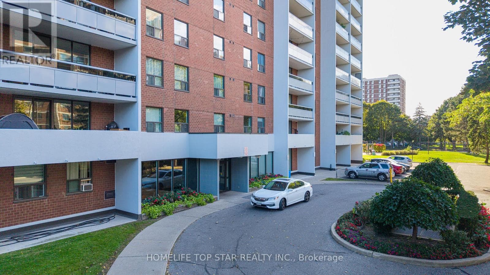 501 - 1250 BRIDLETOWNE CIRCLE — Toronto (L'Amoreaux), Ontario - Main photo