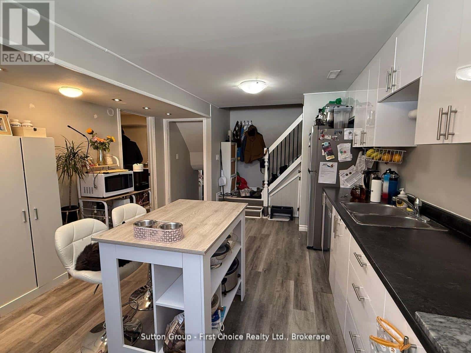 75 CLEVELAND PLACE — London South (South J), Ontario - Photo 4 of 7