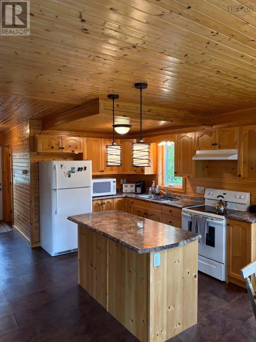 38 274 HERITAGE Way — East Uniacke, Nova Scotia - Photo 5 of 39