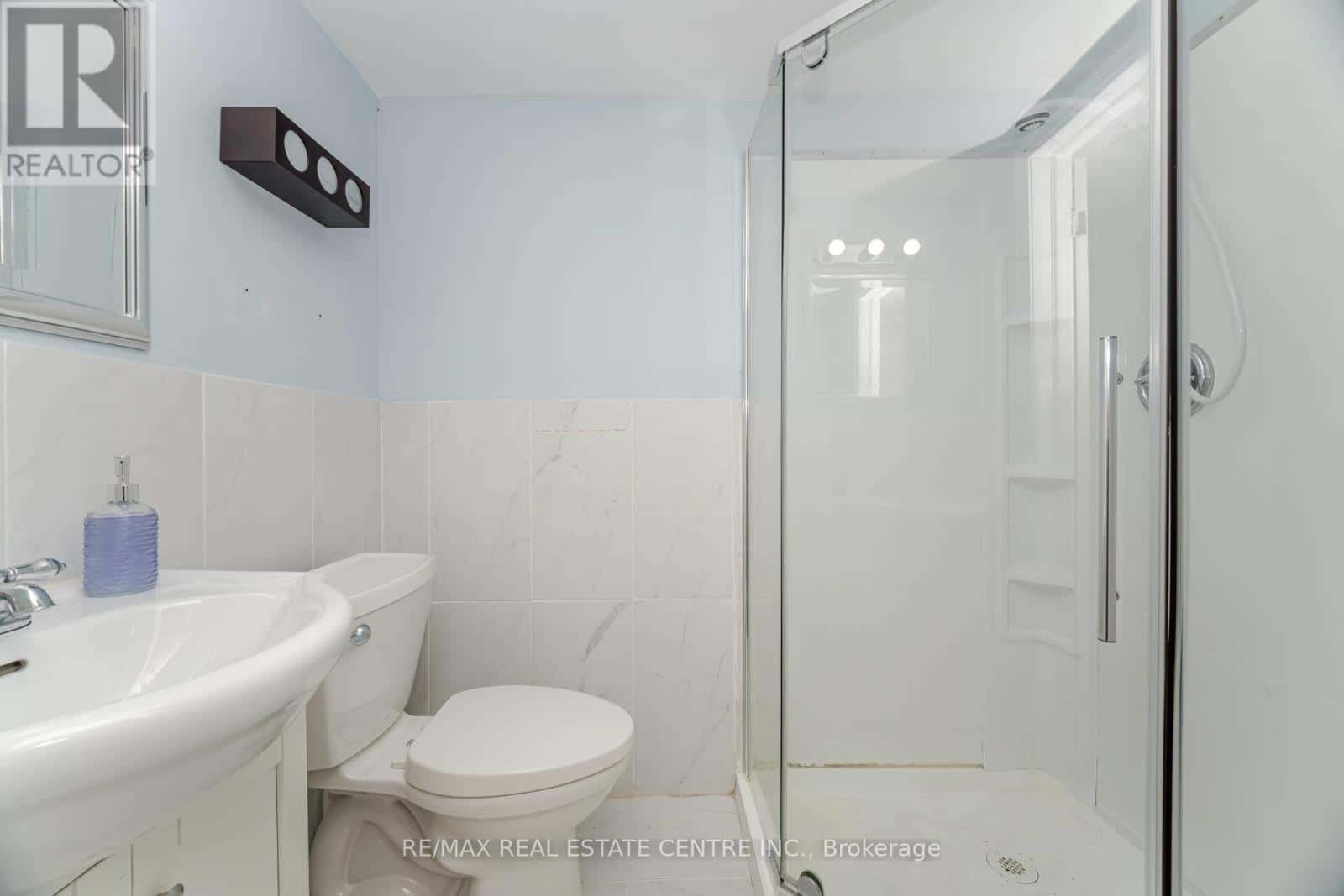 91 EAST 44TH STREET — Hamilton (Hampton Heights), Ontario - Photo 4 of 50