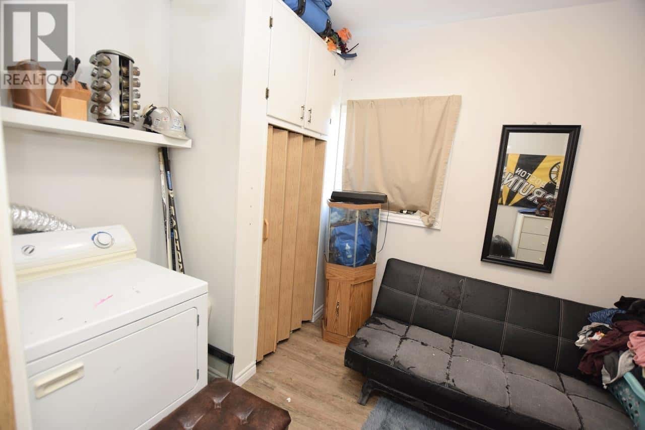 252 Youngfox RD — Blind River, Ontario - Photo 3 of 19