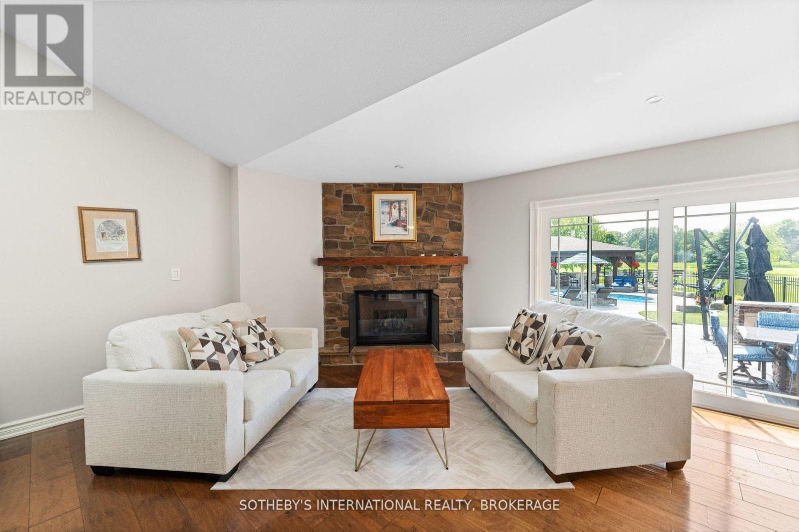 551 DARBY ROAD — Welland (Cooks Mills), Ontario - Main photo