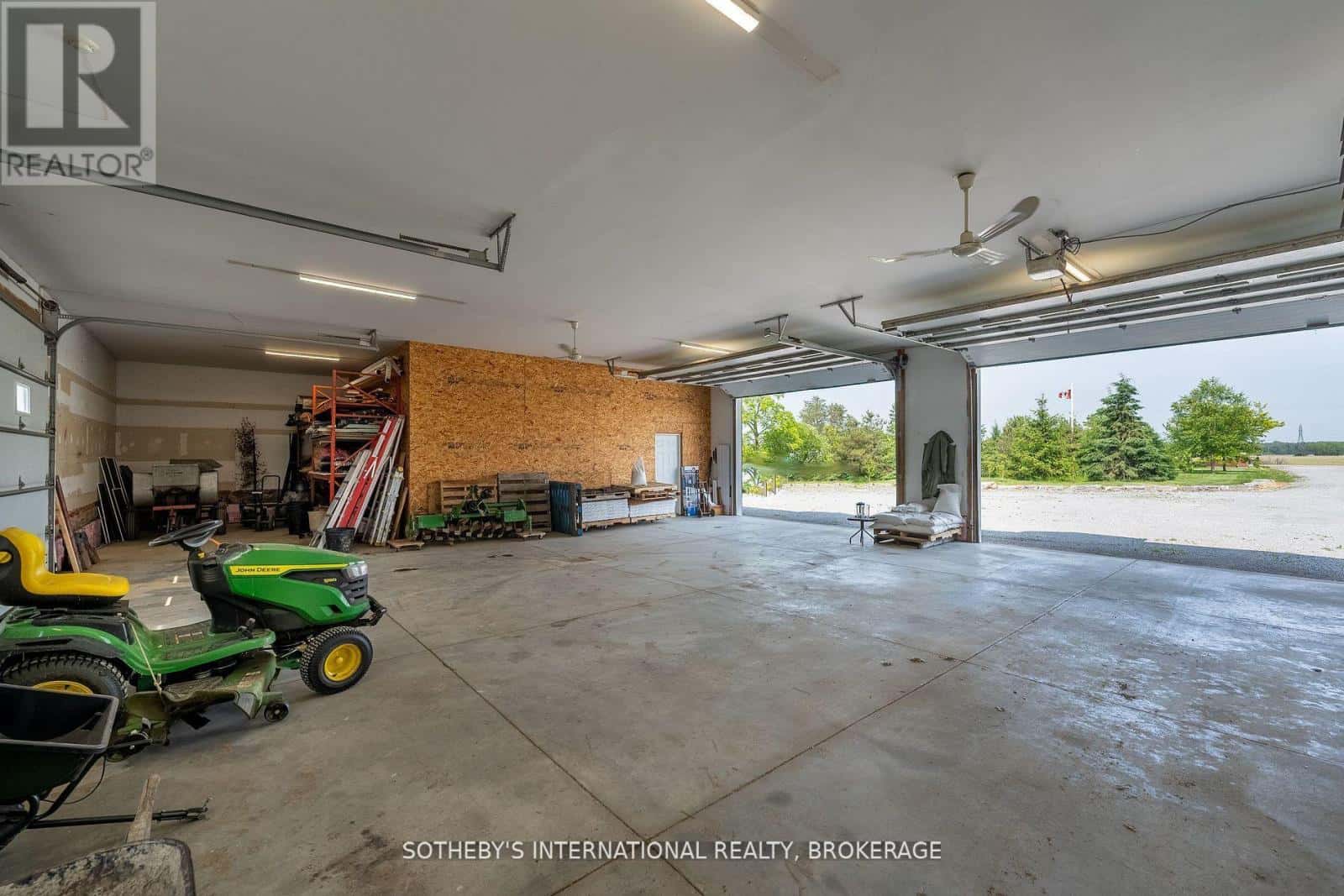 551 DARBY ROAD — Welland (Cooks Mills), Ontario - Photo 4 of 46