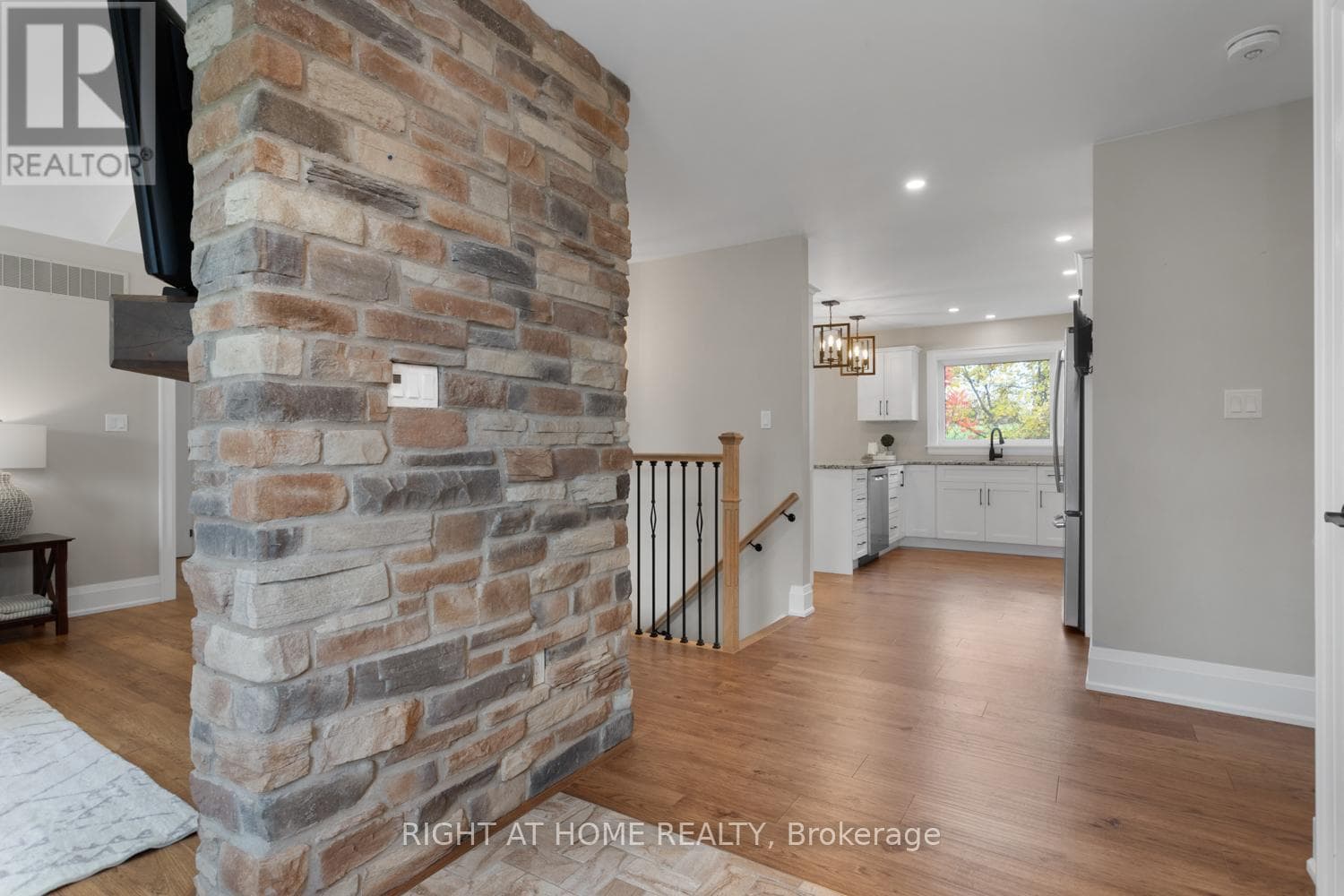 71 WAKEFORD ROAD — Kawartha Lakes (Mariposa), Ontario - Main photo