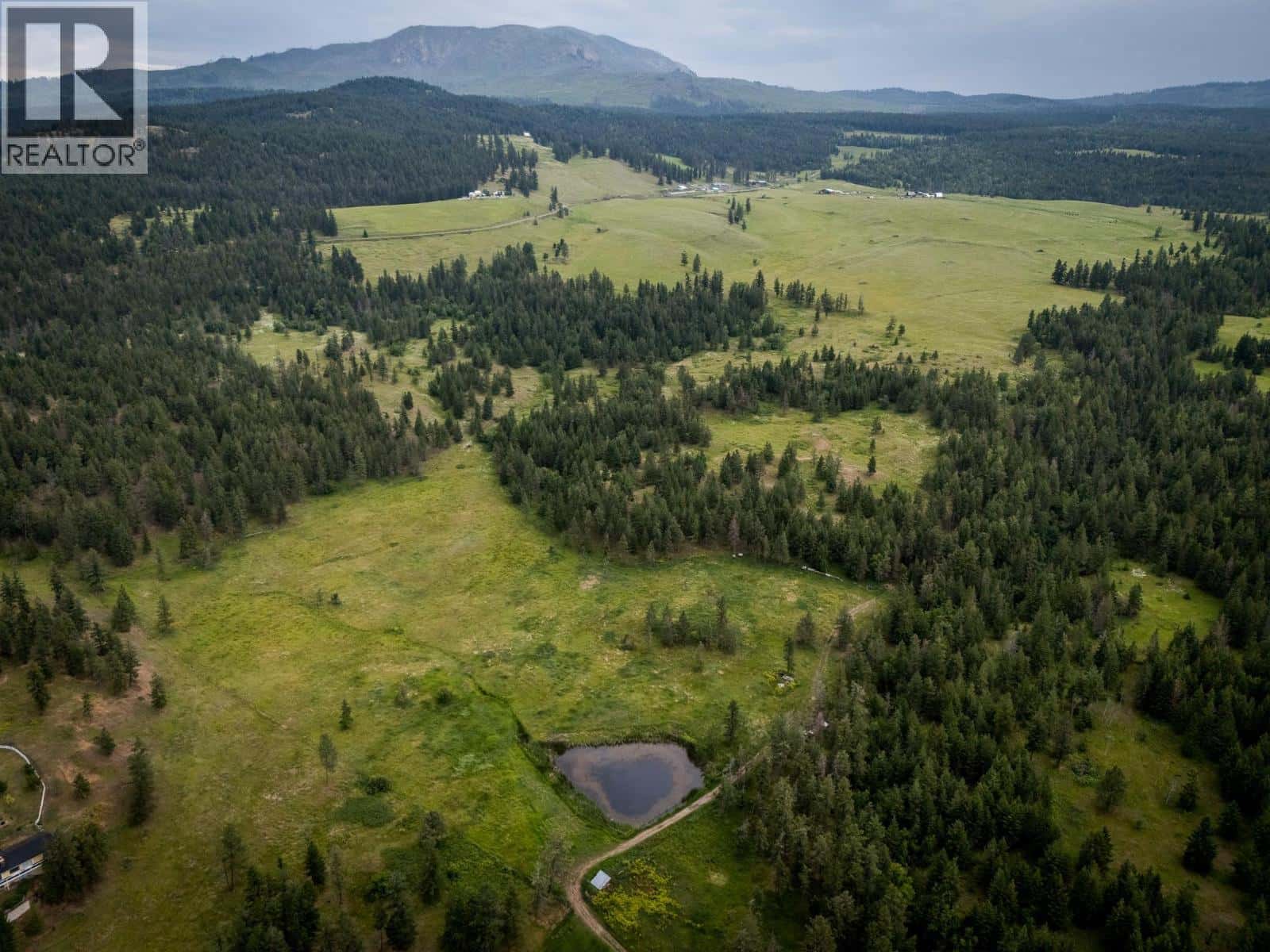 SE 1/4 Schamps Road — Pritchard, British Columbia - Photo 4 of 14