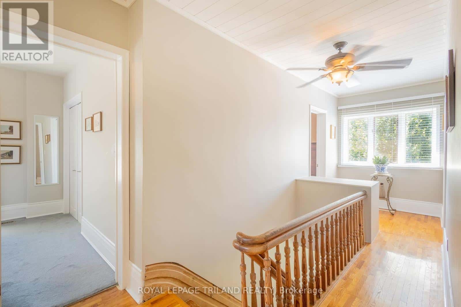 264 GEORGE STREET — North Middlesex (Parkhill), Ontario - Photo 2 of 50