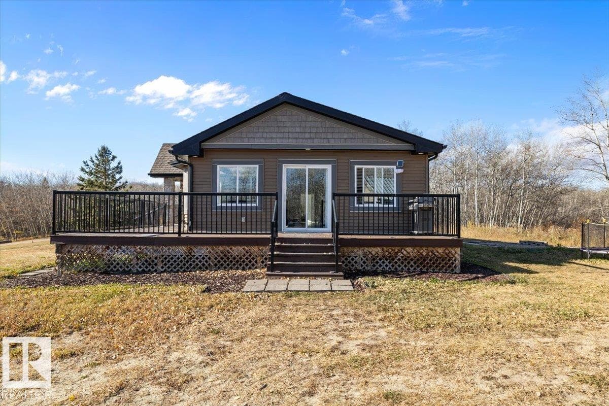 121-50514 Range Road 202 — Rural Beaver County, Alberta - Main photo