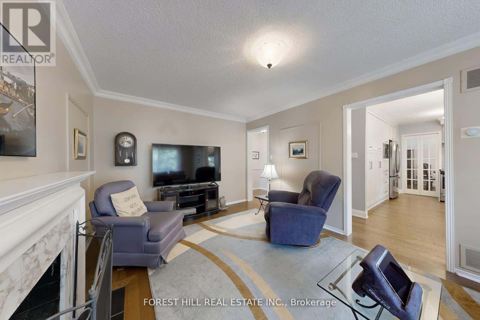 20 THURGATE CRESCENT — Markham (German Mills), Ontario - Photo 3 of 49